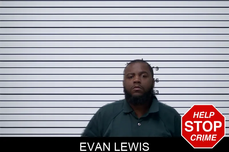 Evan Lewis mugshot