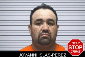 Jovanni Islas-Perez mugshot