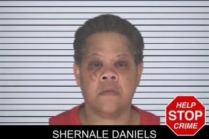 Shernale Daniels mugshot