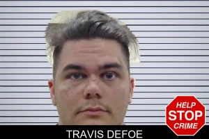 Travis Defoe mugshot