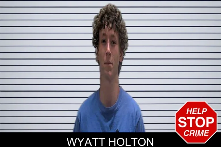 Wyatt Holton