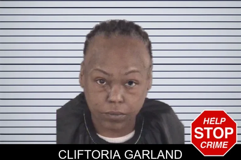Cliftoria Garland