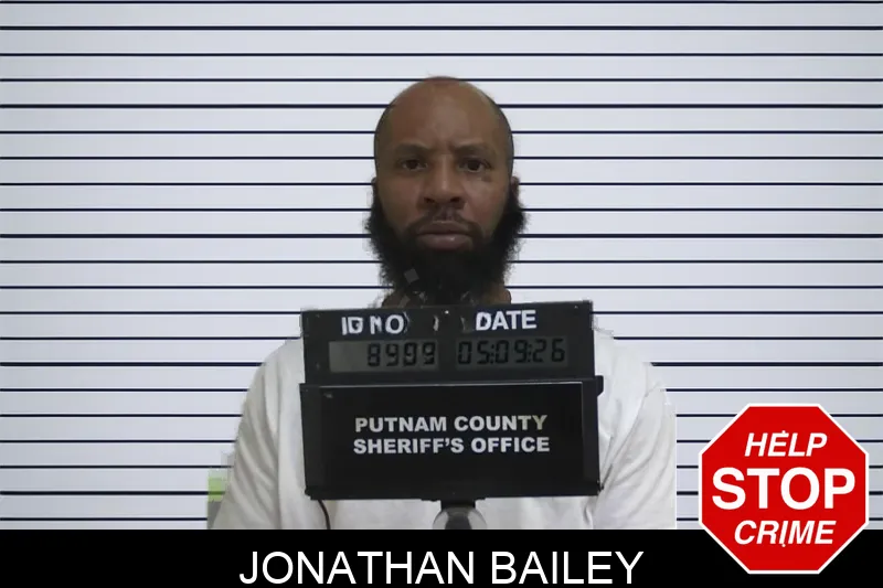 Jonathan Bailey mugshot