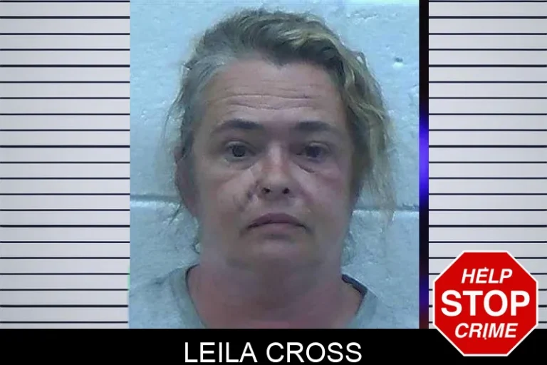 Leila Cross
