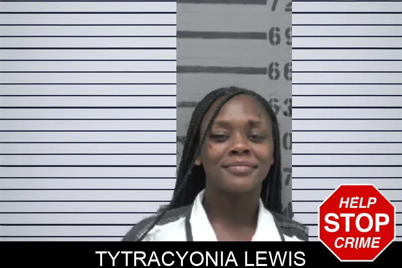 Tytracyonia Lewis mugshot
