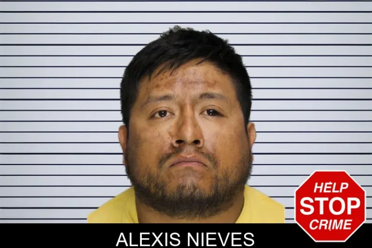 Alexis Nieves