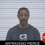 Antraveno Pierce mugshot