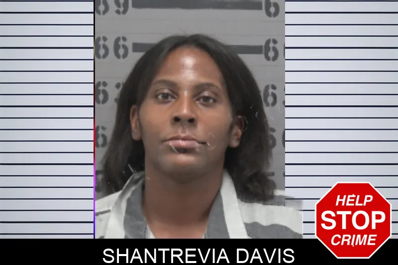 Shantrevia Davis mugshot