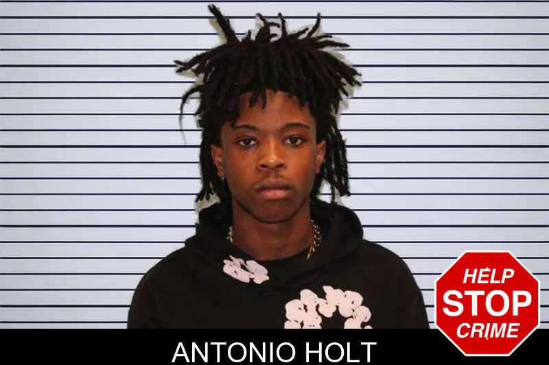 Antonio Holt mugshot