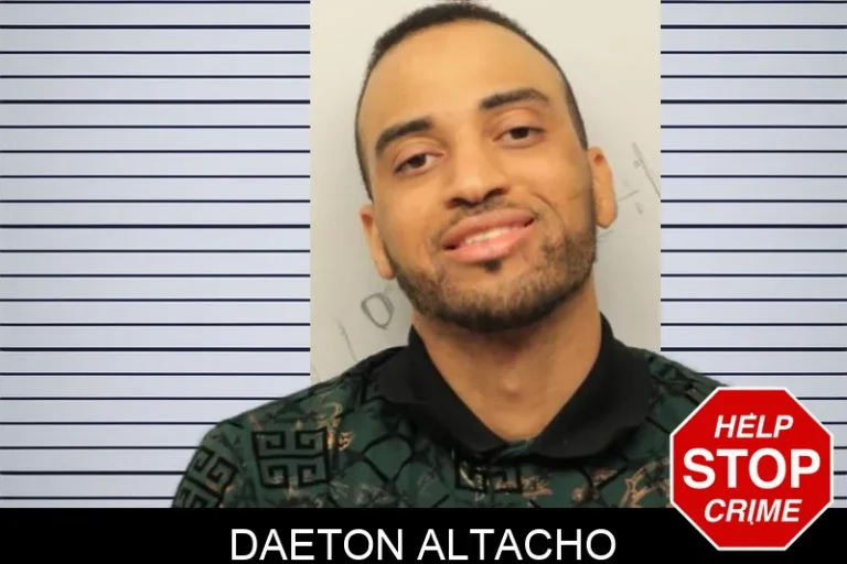 Daeton Altacho