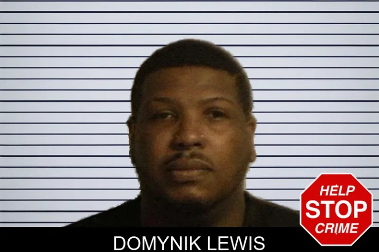 Domynik Lewis