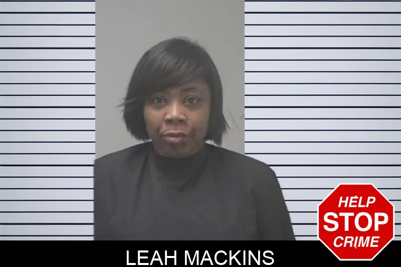 Leah MacKins mugshot